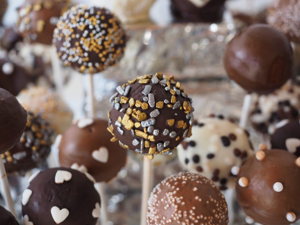 Cake Pops Made Easy with the Bake Pop Cake Pop Baking Pan!