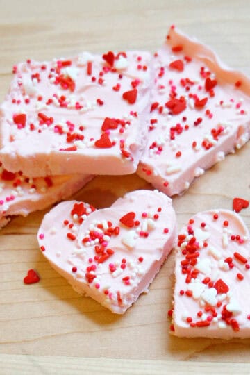 2 Ingredients Strawberry Fudge