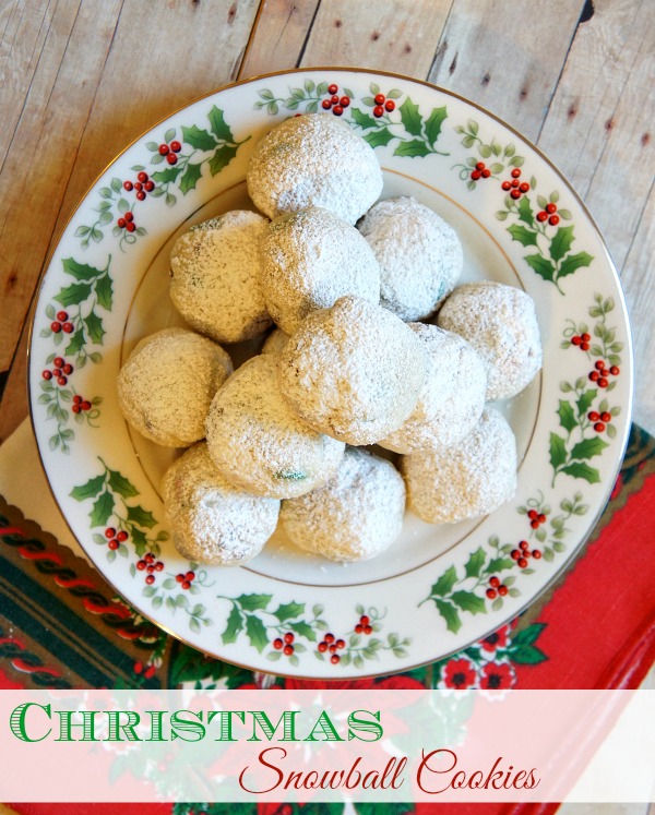 Homemade Christmas Snowball Cookies Recipe