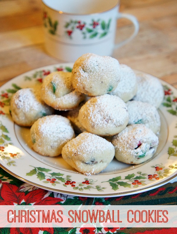 Homemade Christmas Snowball Cookies Recipe