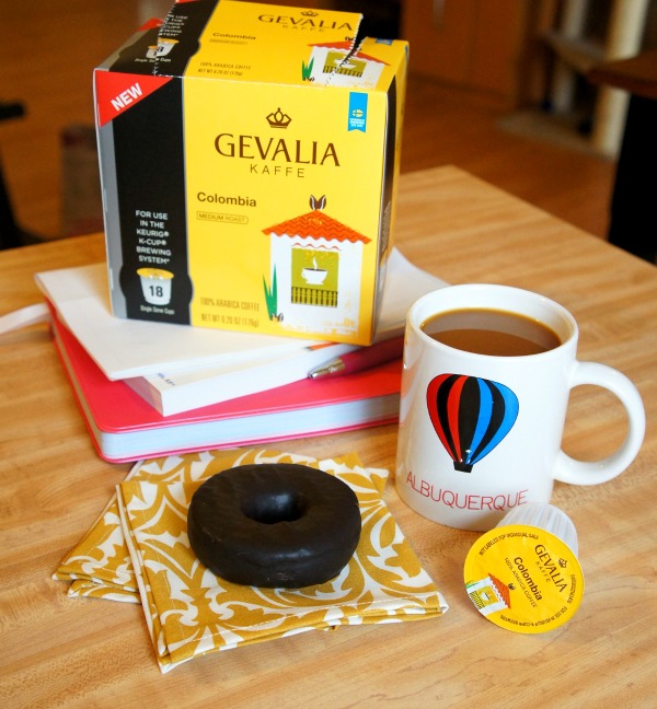  #CookinComfort  #CollectiveBias Gevalia K-Cup single serve coffee at home