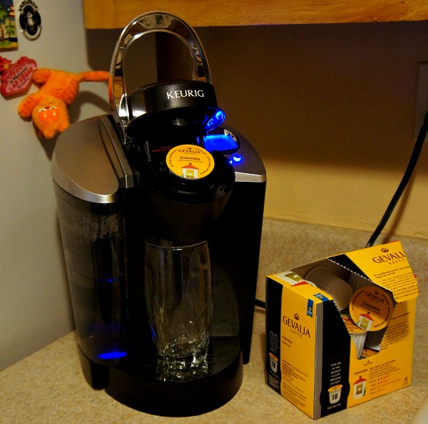  #CookinComfort  #CollectiveBias Gevalia K-Cup single serve coffee at home