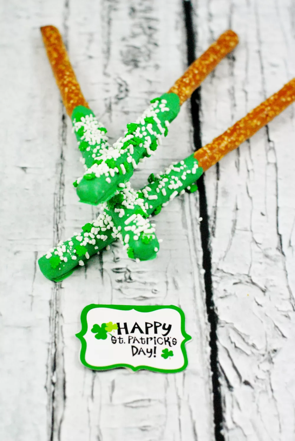 St. Patrick's Day Candy Coated Pretzel Rods