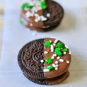 Saint Patrick's Day Dipped Oreo Cookies