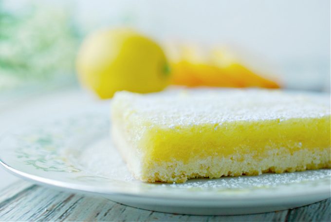 Lemon Bars dusted with powdered sugar
