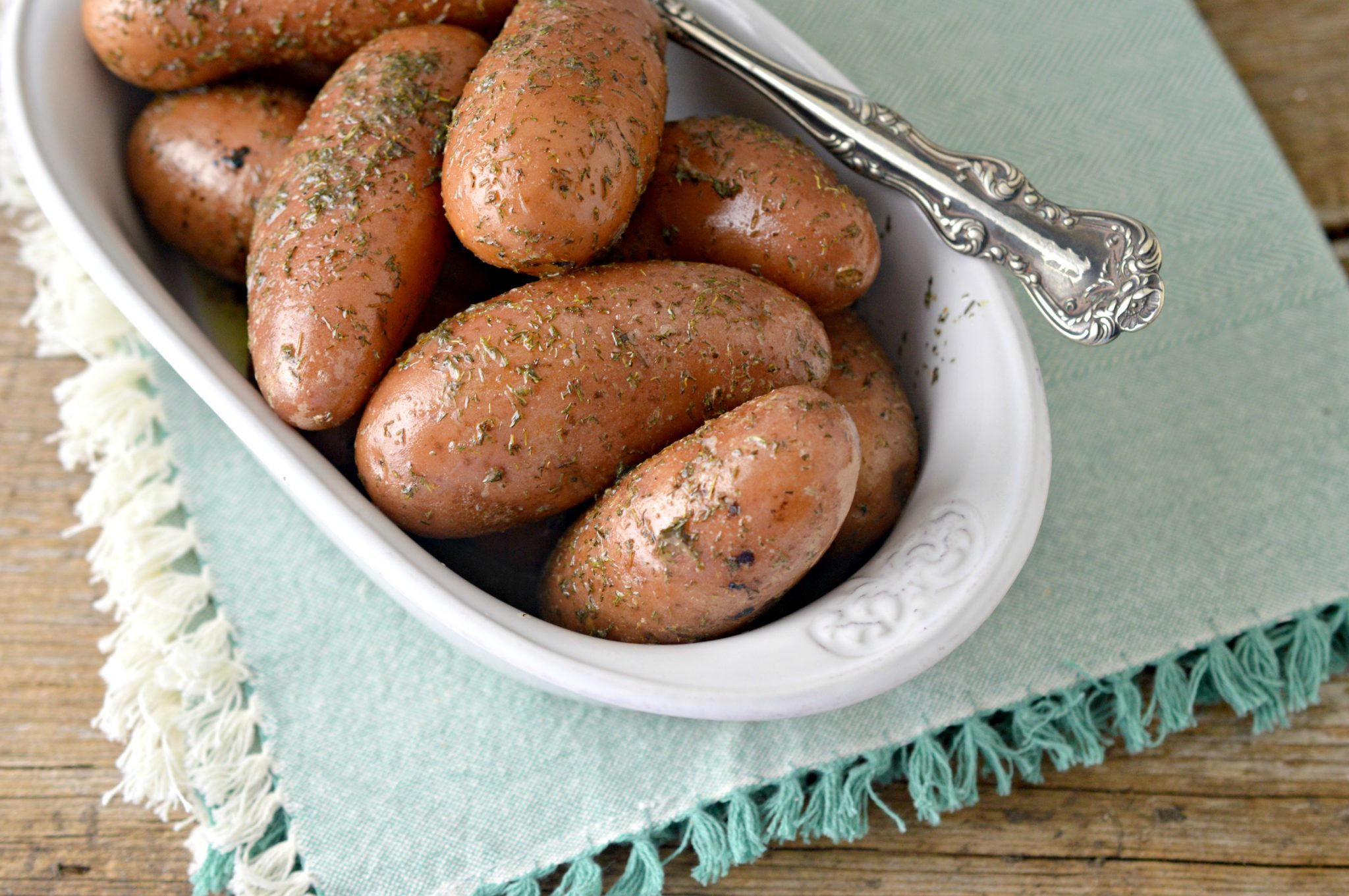 Buttery Dill Potatoes Recipe