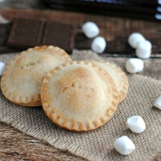 S'mores Mini Pies