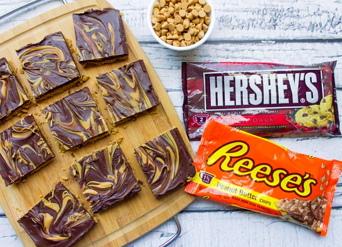 No-Bake Hershey's Chocolate Peanut Butter Bars | The Rebel Chick