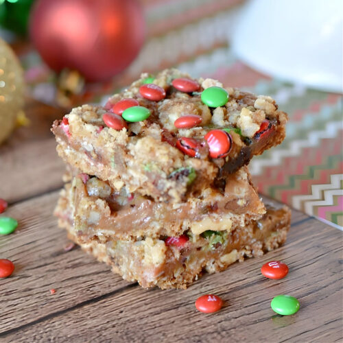 Christmas Caramel Bars - The Rebel Chick