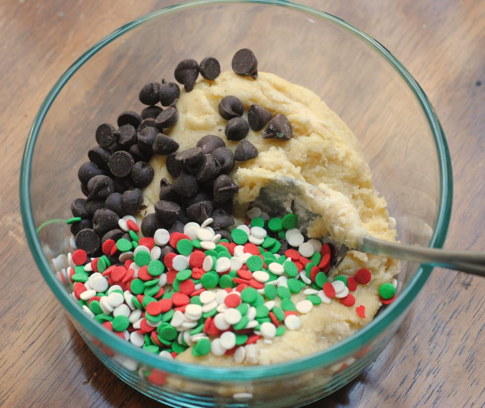 Easy Cake Mix Christmas Cookies Recipe