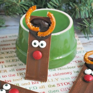 Kit Kat Reindeer Snacks for Easy Christmas Treats