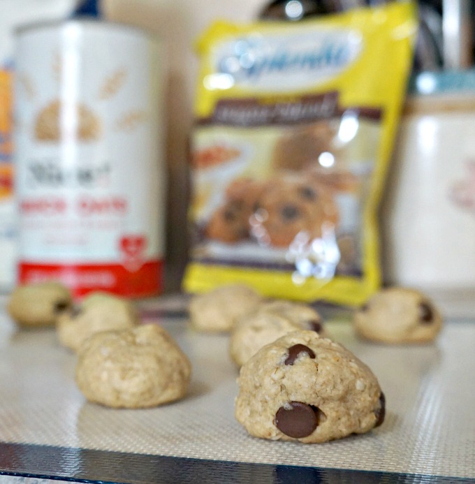 Oatmeal Chocolate Chipper Balls Recipe #SweetSwaps #SplendaSweeties