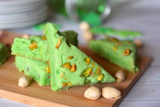 Homemade Pistachio Shortbread Recipe