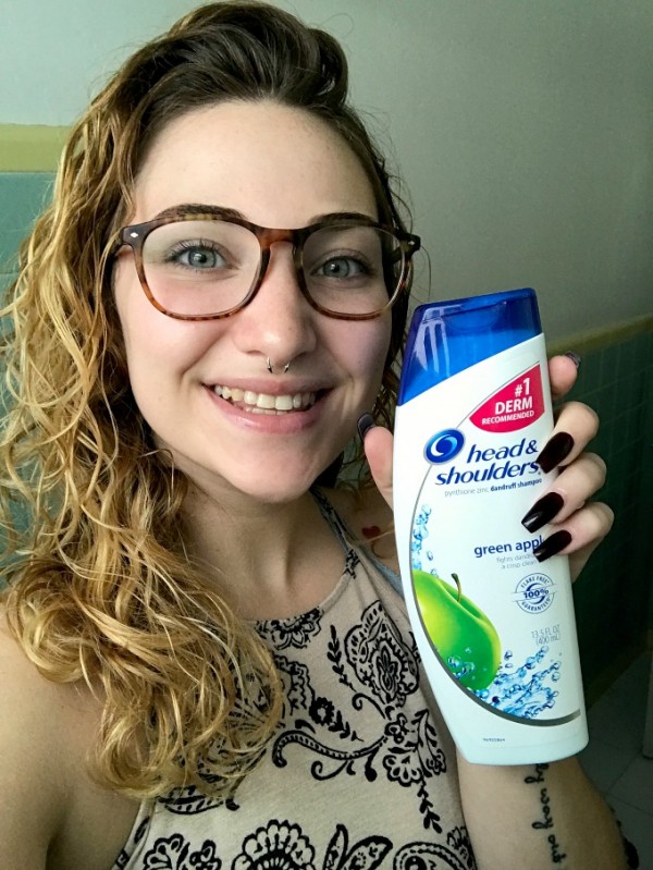5 Tips For Maintaining Healthy Hair During Travel Shampoosecret