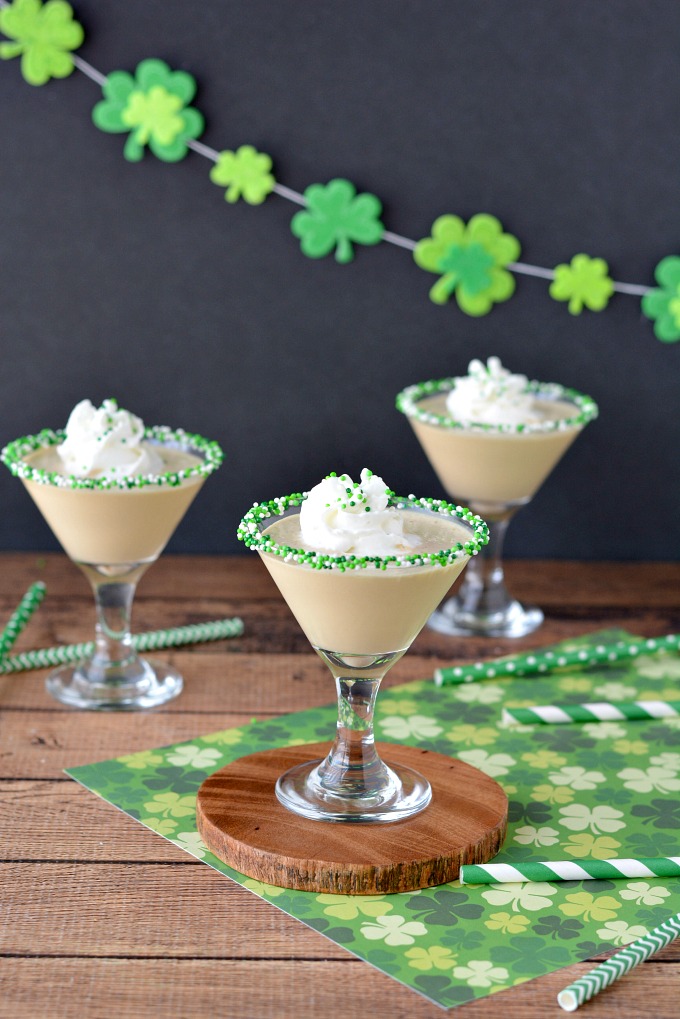 Saint Patrick's Day Irish Cream Coffee Cocktail Recipe 