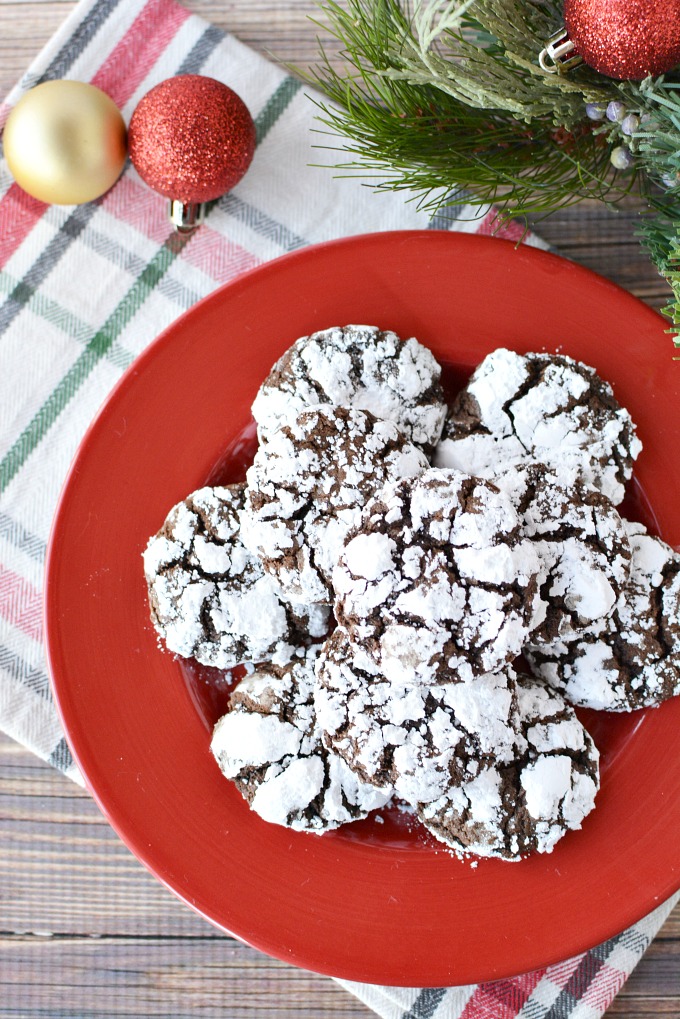 Mocha Chocolate Crinkle Cookies Recipe