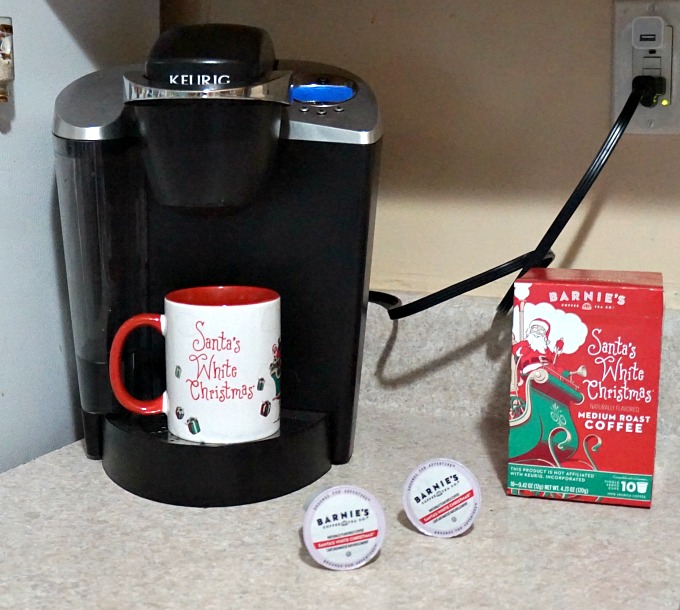 Get Into the Holiday Spirit with Barnie's Santa's White Christmas Coffee! #SantaWhiteChristmas
