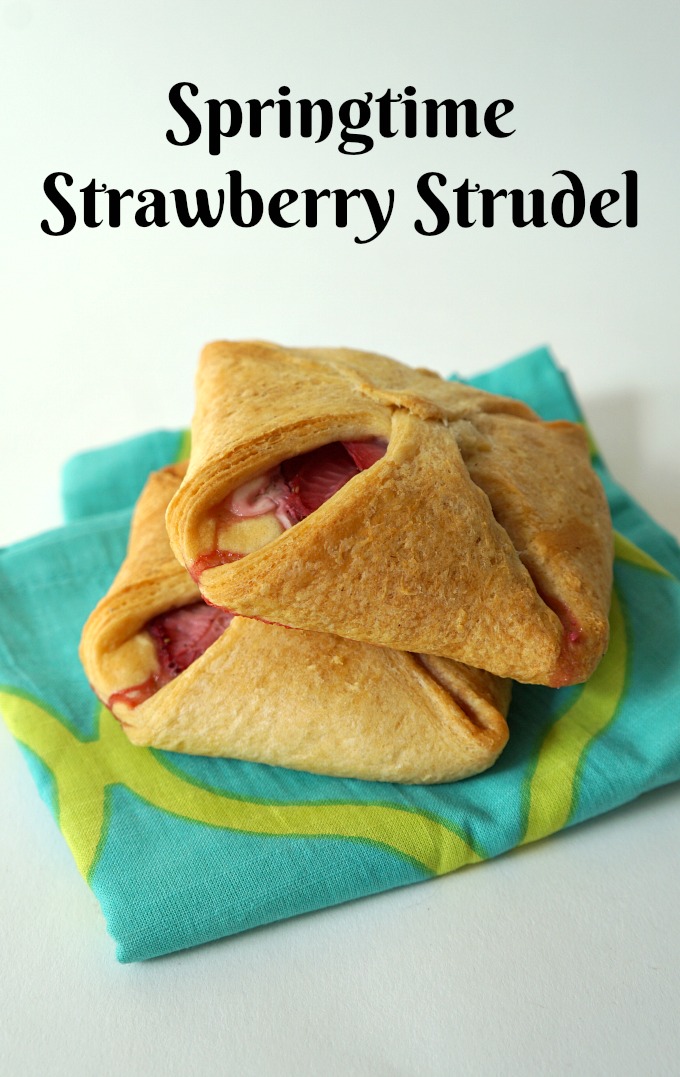 Springtime Strawberry Strudel Recipe #PillsburySpringBaking