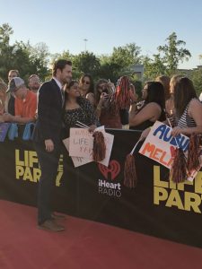 What it's Like to Walk a Red Carpet Movie Premiere #LifeoftheParty