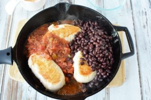 One Dish Dinners: Chicken & Black Beans Skillet Recipe