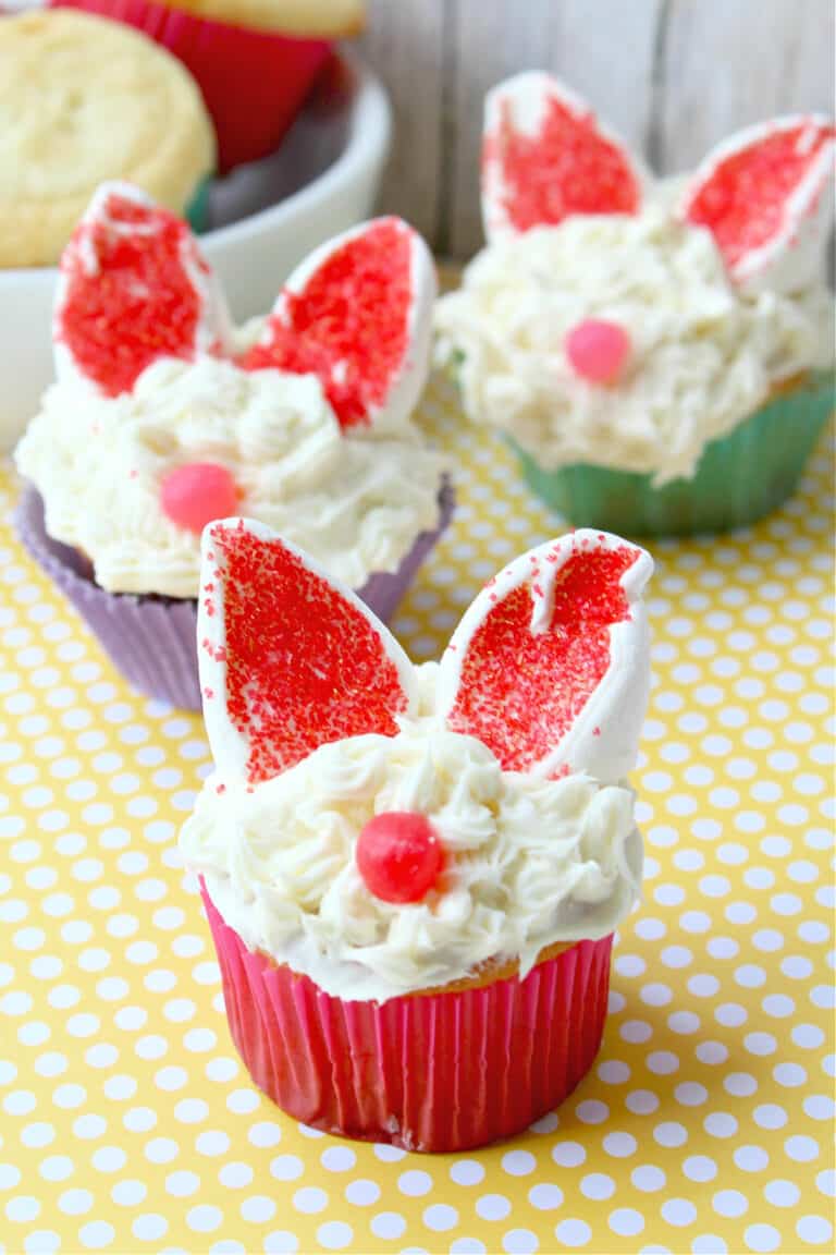 Easter Bunny Cupcakes - The Rebel Chick