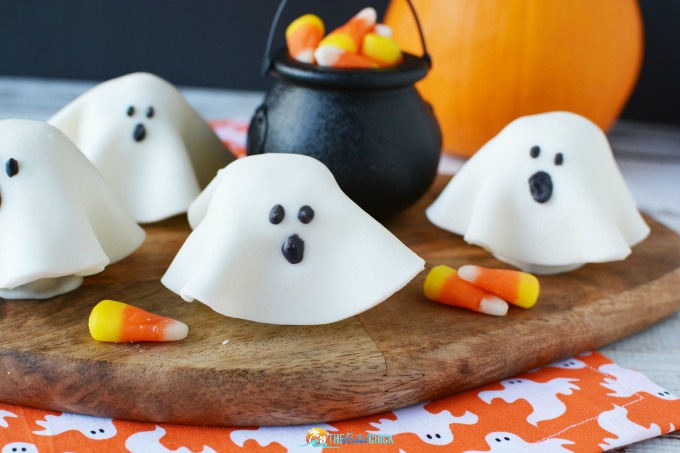 Halloween Cake Pops Recipe - Spooky Ghost Cake