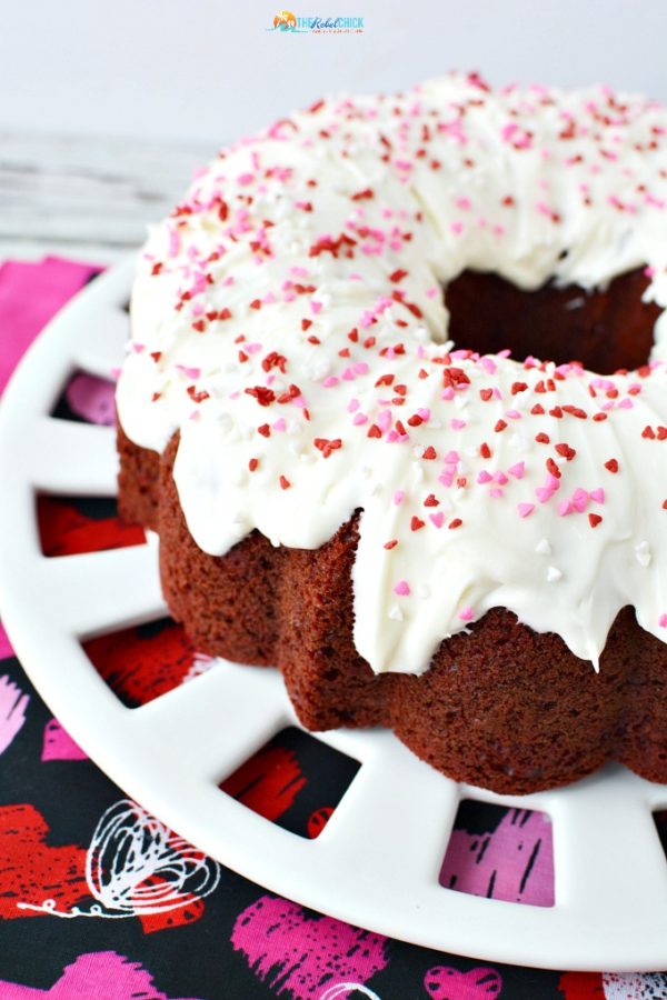 Bundt Cake vs Regular Cake