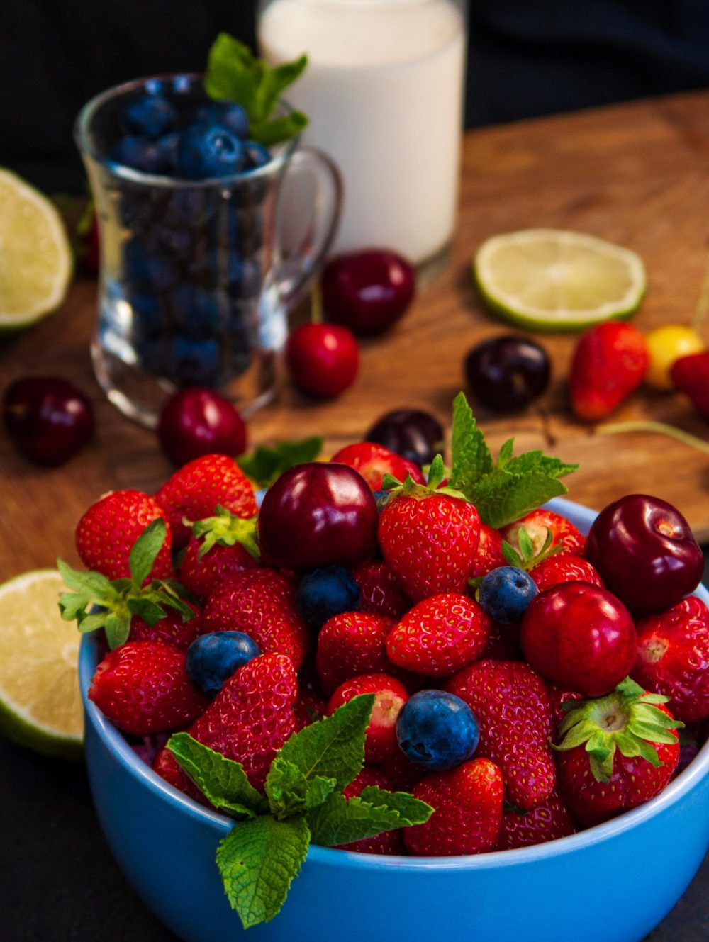 4 преимущества наличия вазы с фруктами на работе