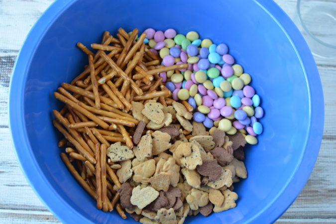 Kid's Trail Mix Recipe for Easter