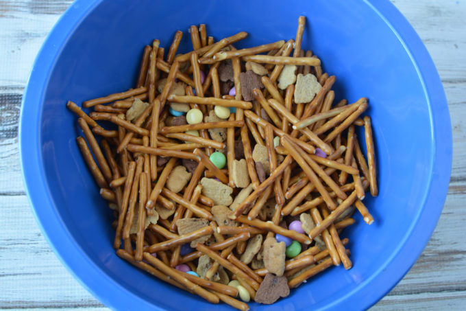 Kid's Trail Mix Recipe for Easter