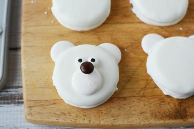 Easy to Make Polar Bear Cookies for Christmas