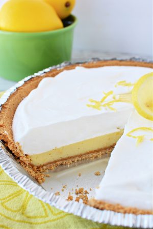 Summertime Homemade Lemon Pie Recipe