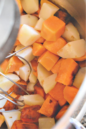 Quick & Easy Vegan Mashed Potatoes Recipe