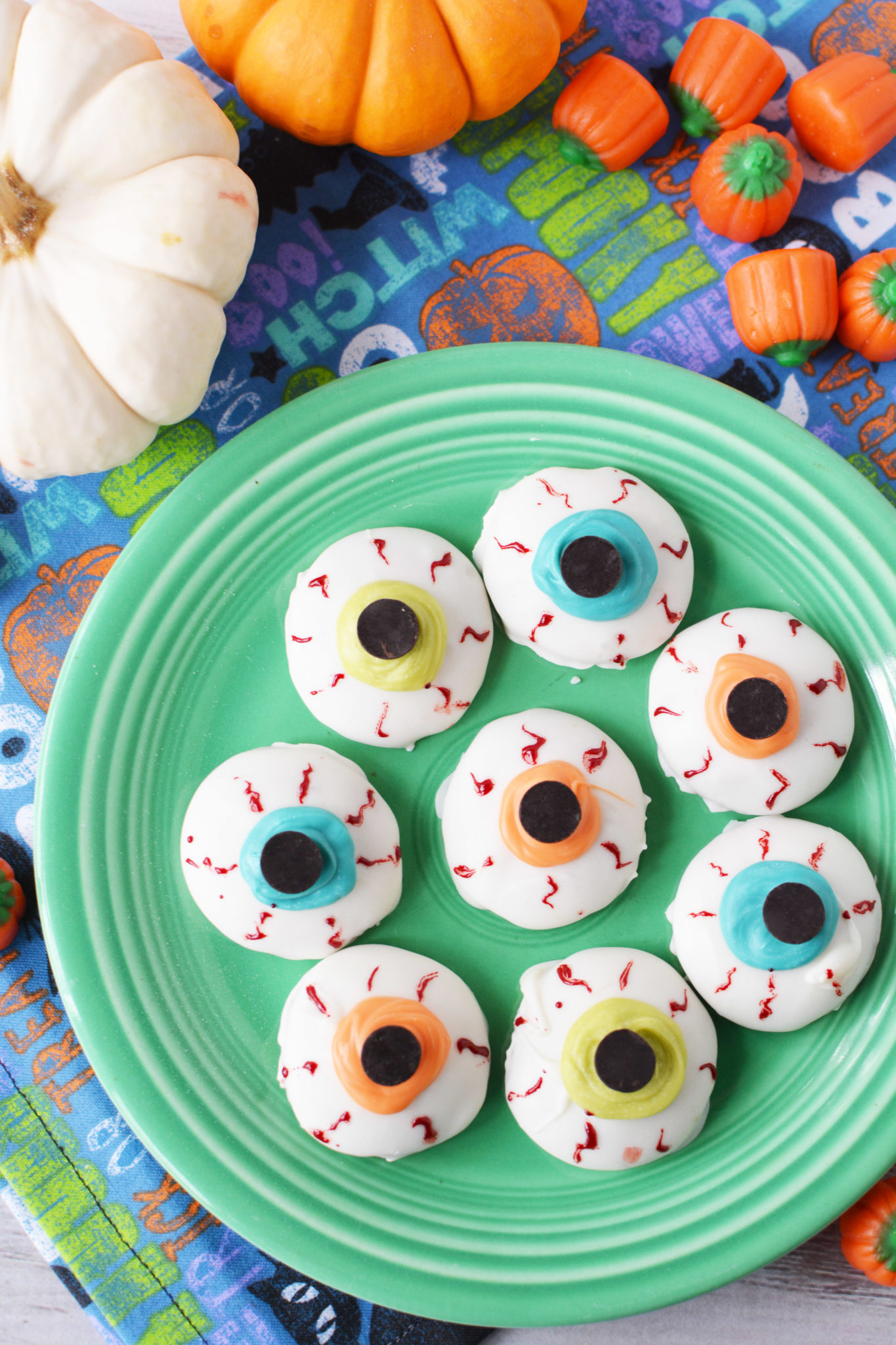 Halloween Eyeball Cookies Recipe - The Rebel Chick