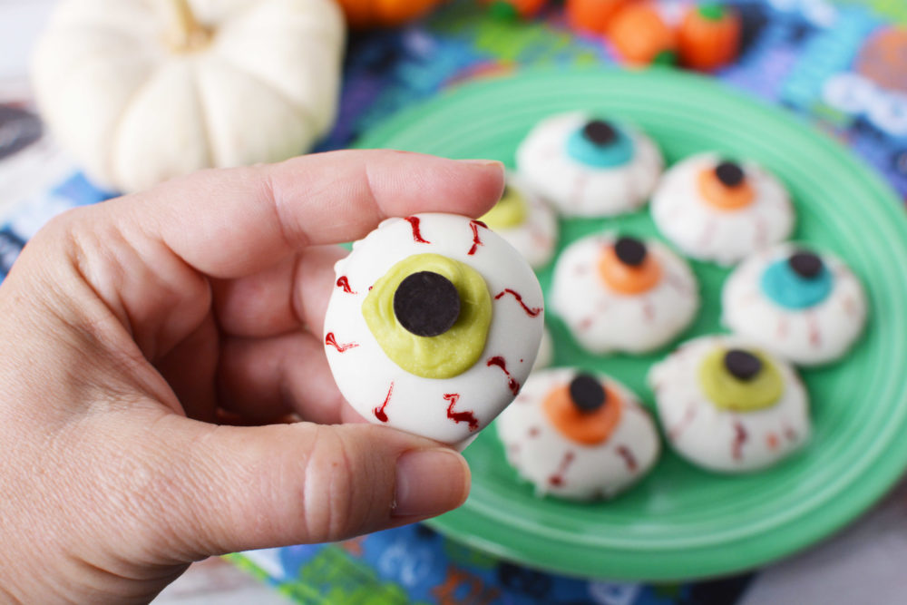 Eyeball Cookies 