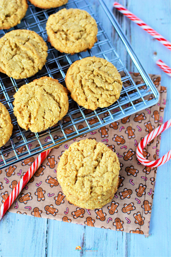 Christmas Oatmeal Gingerbread Cookies Recipe