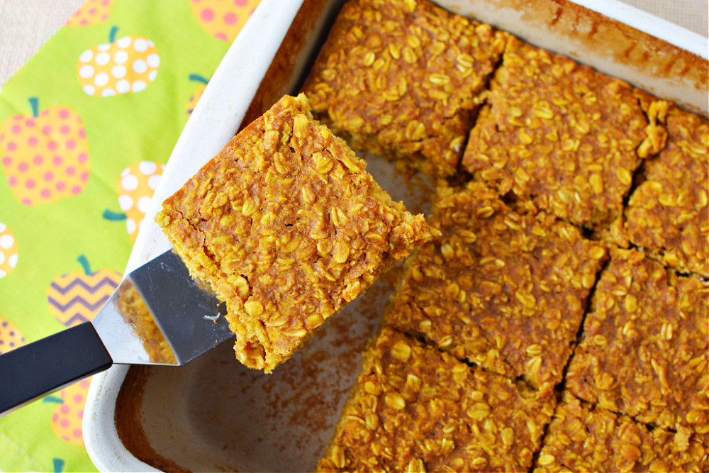 Oatmeal Squares filled with pumpkin puree
