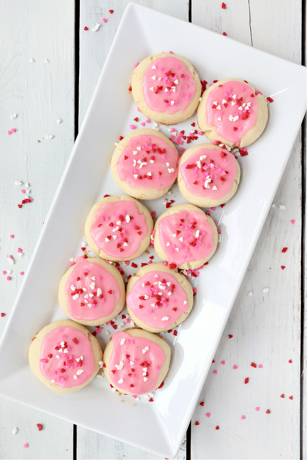 Valentine’s Day Frosted Meltaway Cookies Recipe
