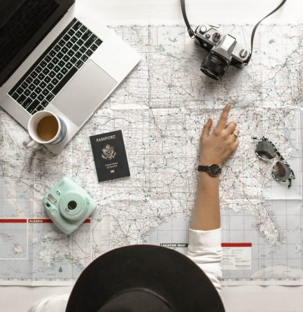 15 Ways to Make Money While Traveling