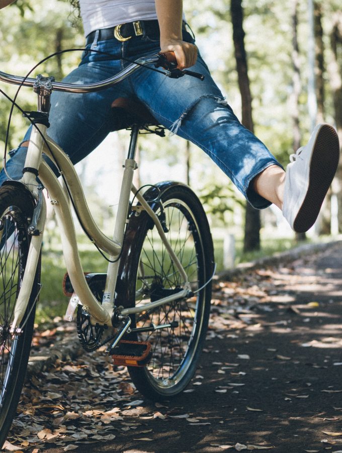 6 Bicycle Safety Tips You (and Your Kids) Should Know
