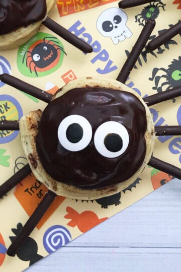 Halloween Spider Cinnamon Rolls with googly eyes