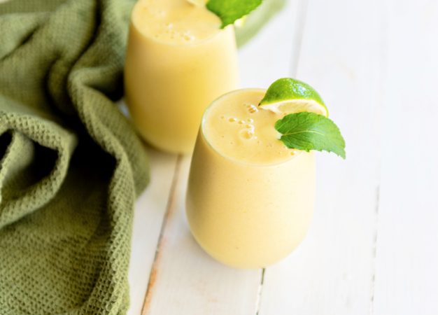 Vegan Mango Pineapple Smoothie Recipe