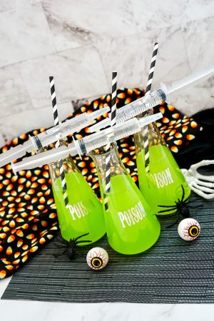 How to Make an Easy Non Alcoholic Halloween Potion Drink Recipe