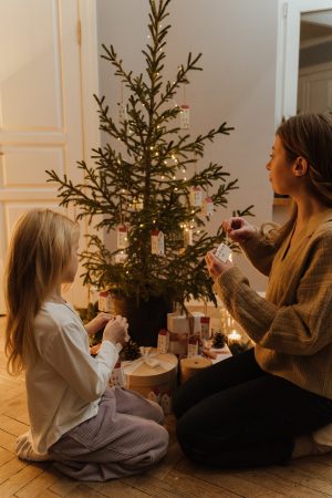 5 Creative Ways To Surprise Your Little Girl This Christmas