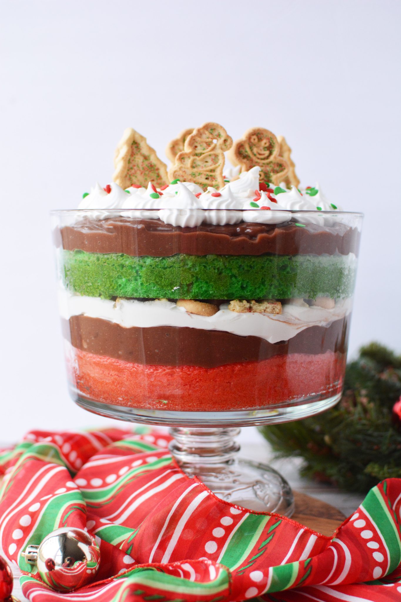 How to Make a Christmas Trifle Recipe Tutorial - The Rebel Chick