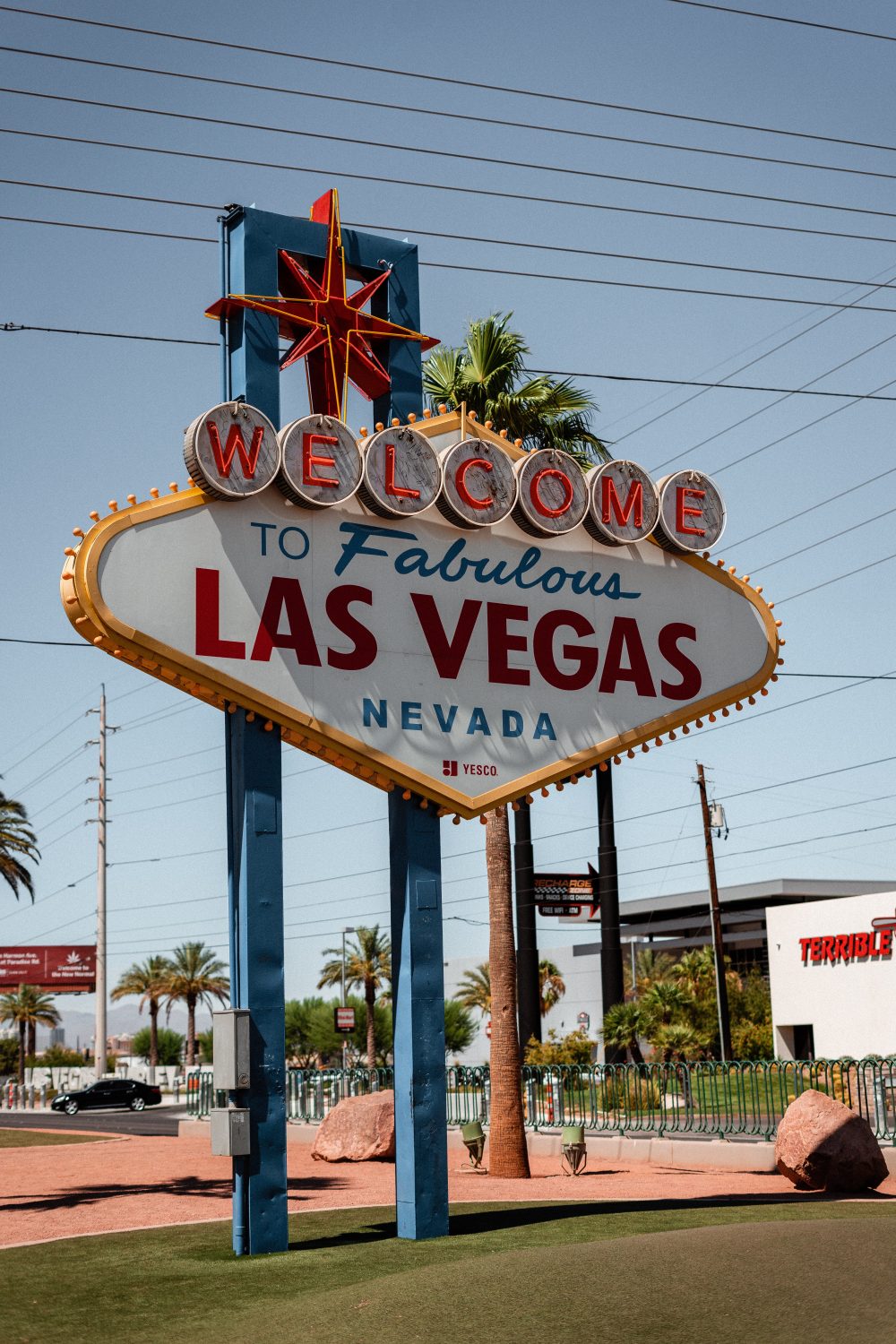 Top 7 Things to Do in Las Vegas for 20-Year-Olds
