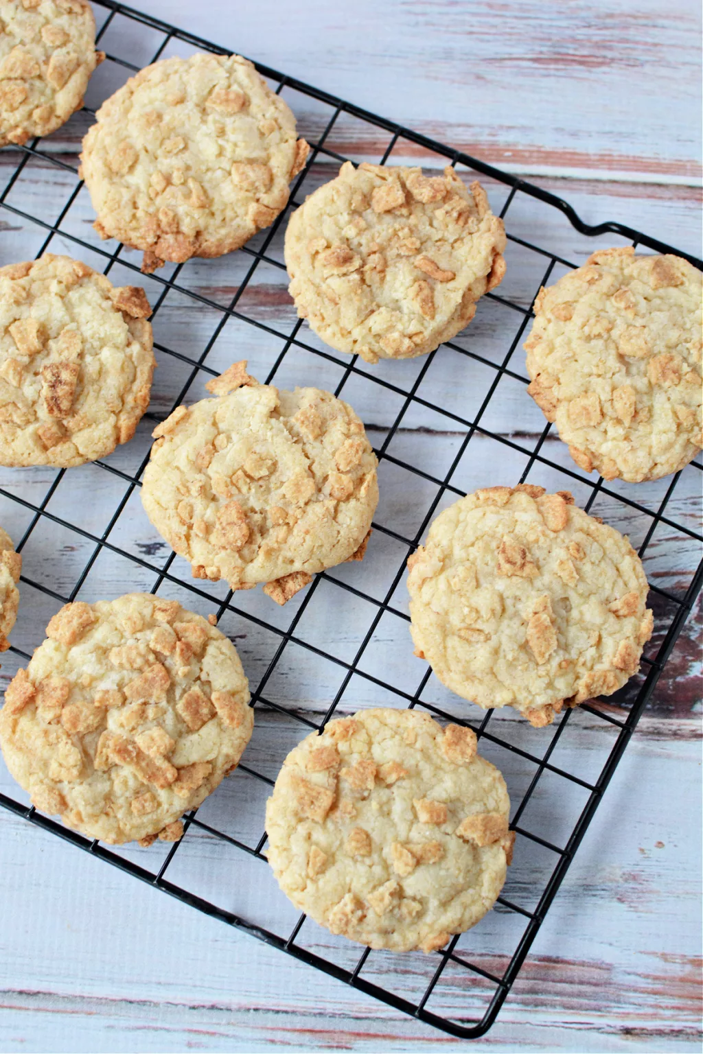 Cinnamon Toast Crunch Cookies on a cooling rack