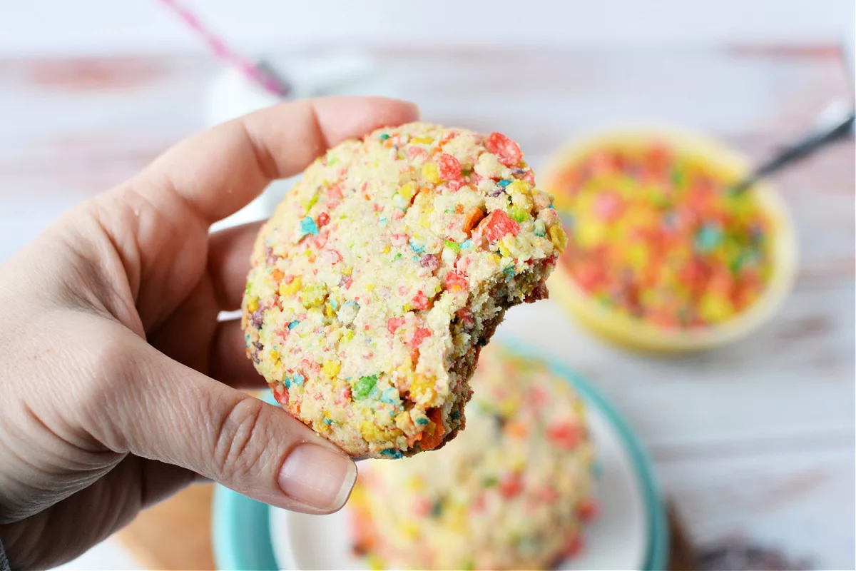 Fruity Pebbles Cookies