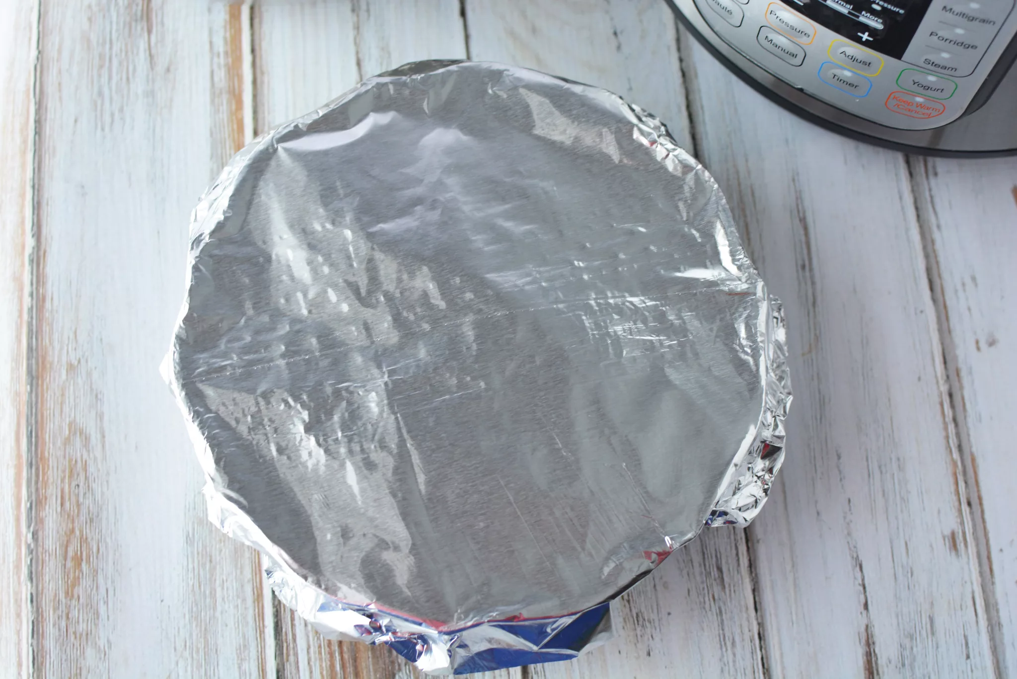 tin foil covered bundt cake pan