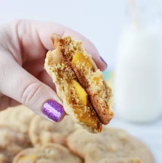 Mango Cookie with macadamia nuts